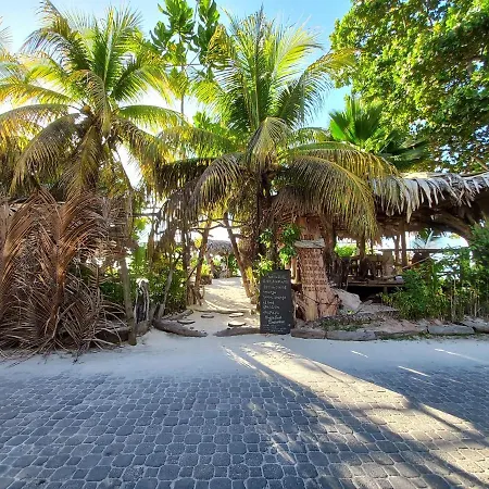 Moonlight Beach Villa-2